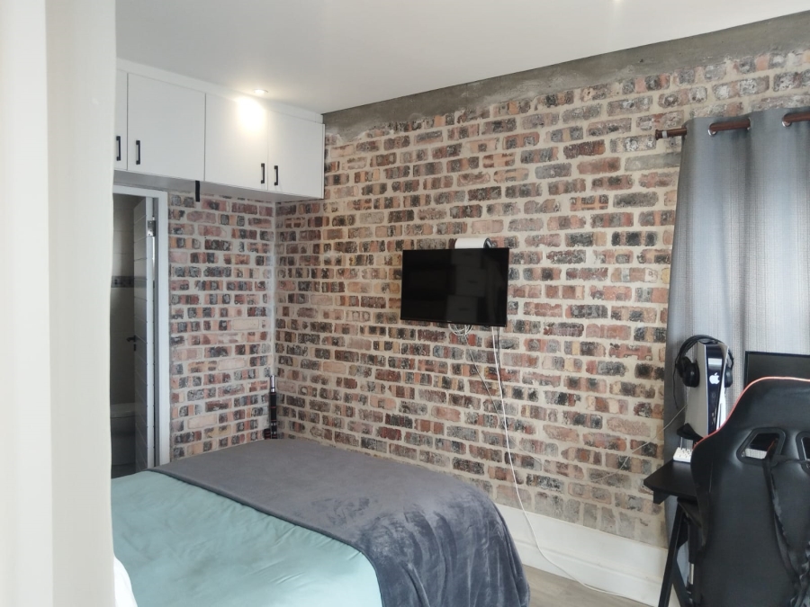 To Let 4 Bedroom Property for Rent in Glencairn Western Cape